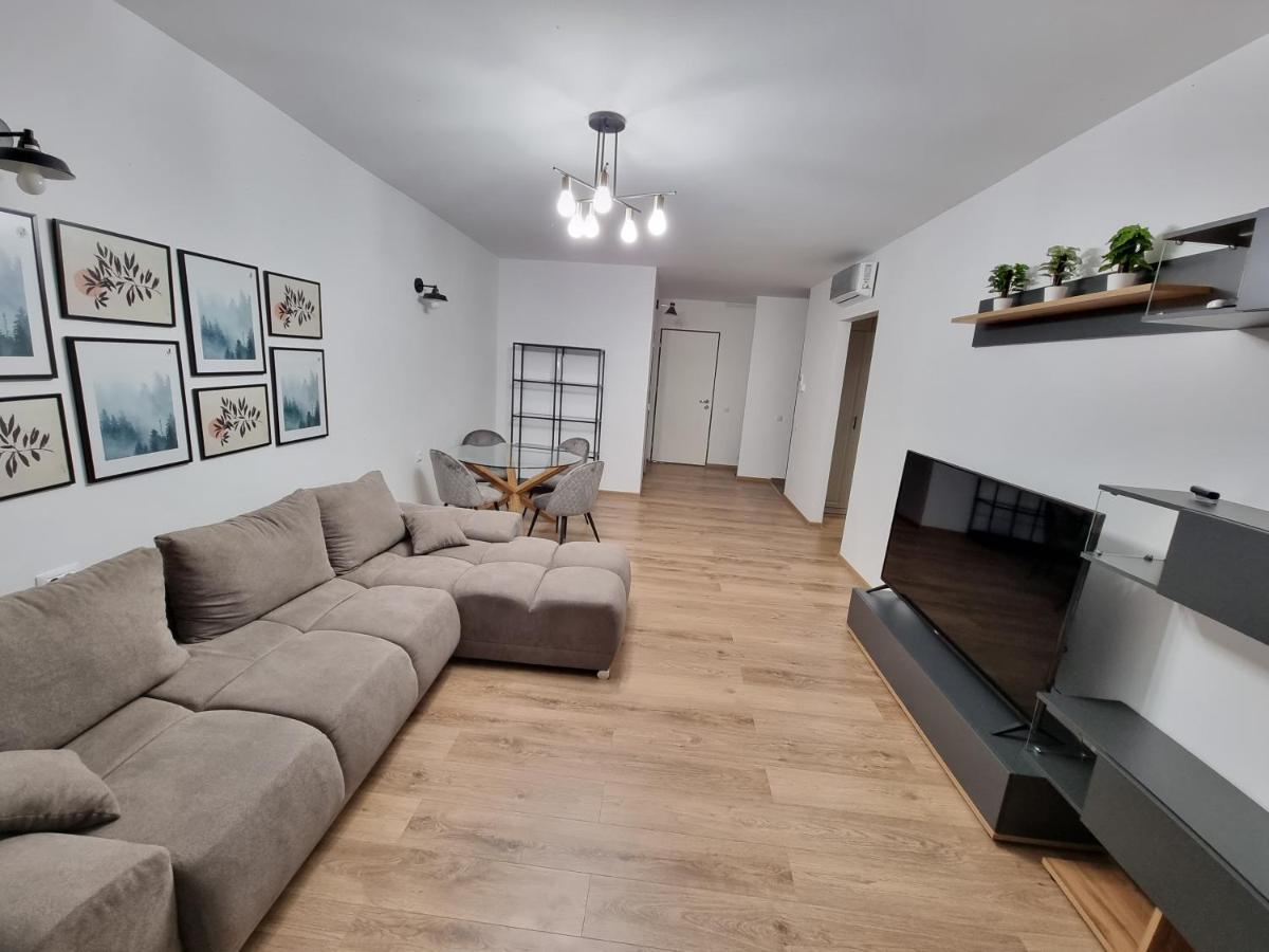 Business And Family Luxury In Floreasca On *