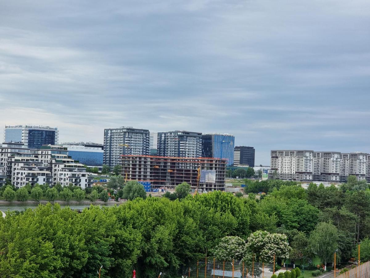 Apartament Business And Family Luxury In Floreasca On Bucureşti