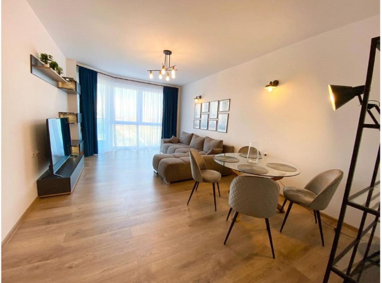 Apartament Business And Family Luxury In Floreasca On Bucureşti