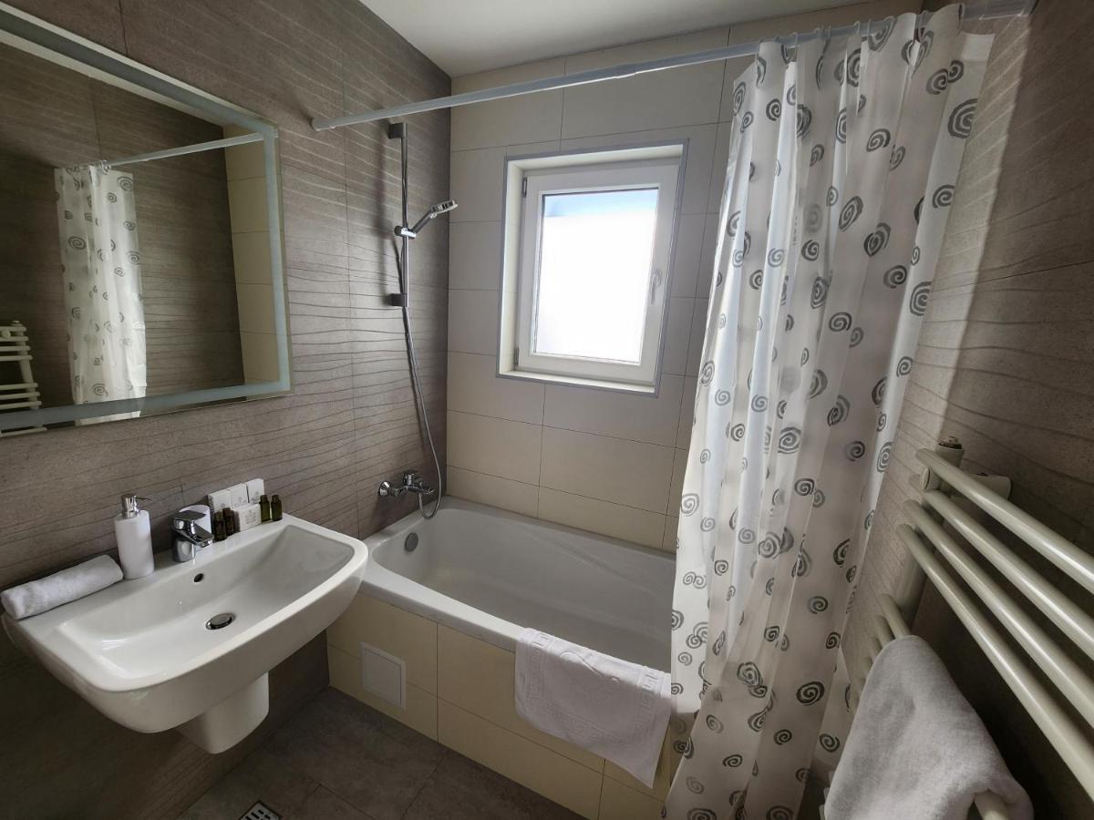 Business And Family Luxury In Floreasca On *